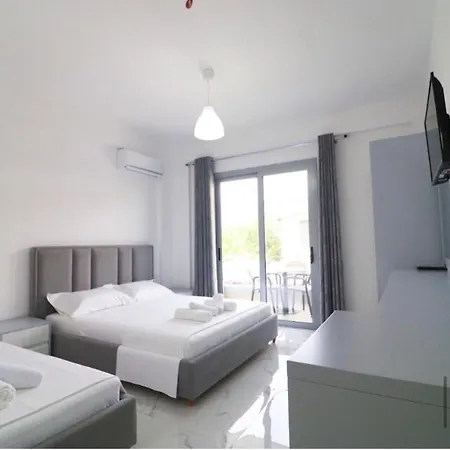 Mihali Apart-hotel 3*