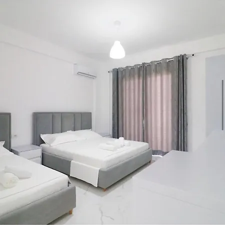 Hotel apartamentowy Mihali 3*