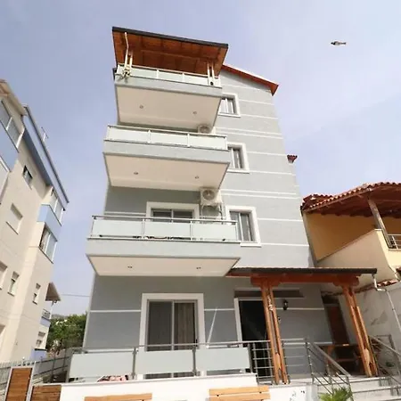 Hotel apartamentowy Mihali Himara