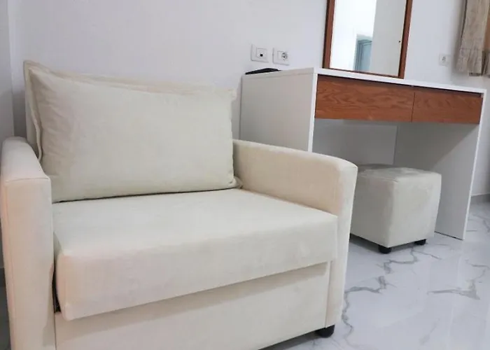Aparthotel Mihali 3*