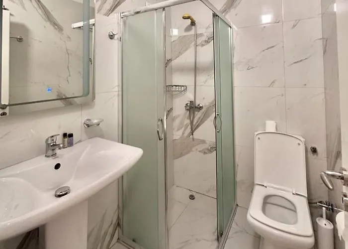 Aparthotel Mihali Himare