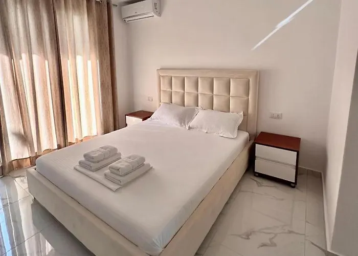 Aparthotel Mihali Himare